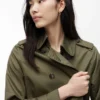 Zweireihiger Trenchcoat mit Gürtel Zweireihiger Trenchcoat mit Gürtel
